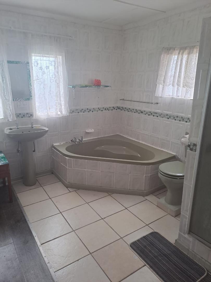 3 Bedroom Property for Sale in Steynsburg Eastern Cape